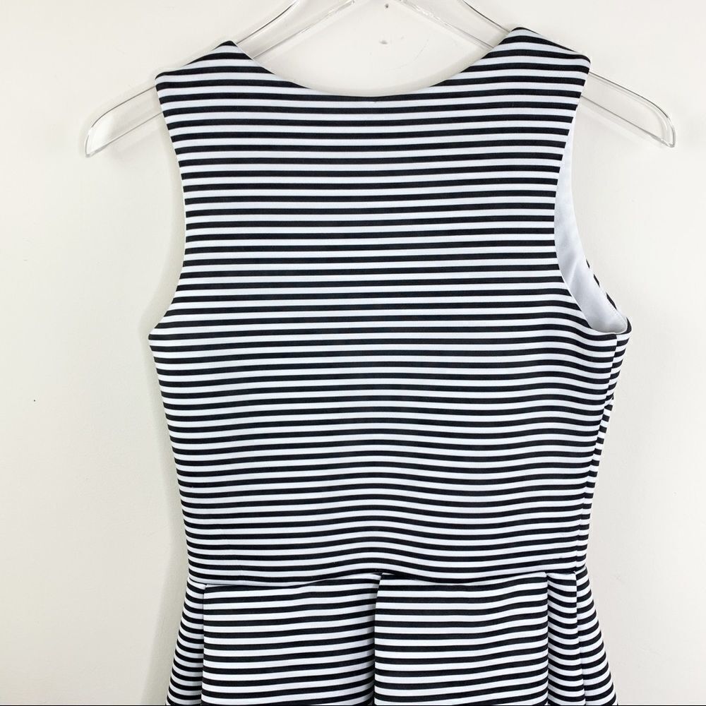 Love Ady Black/White Stripe V-Neck Skater Dress M - Picture 7 of 12
